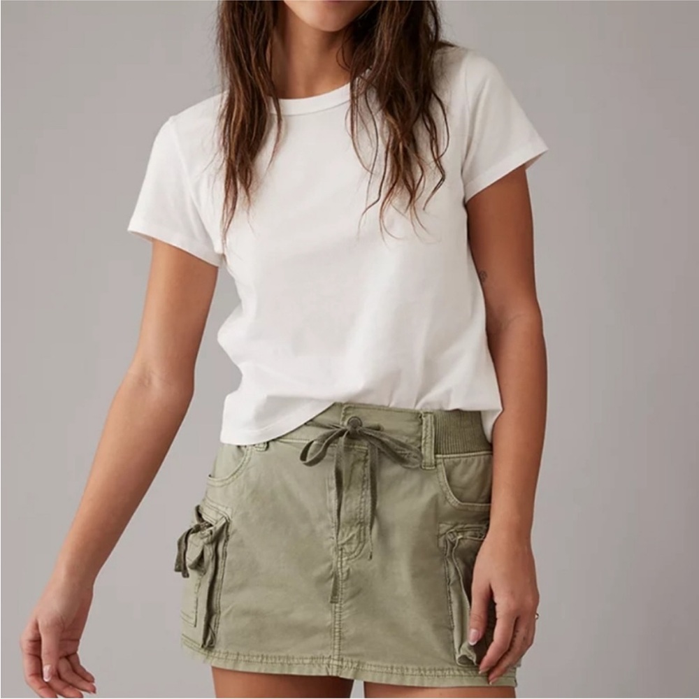 American Eagle Snappy Stretch High Waisted Cargo Mini Skort (NWT sz 0)